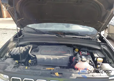 2019 Jeep Renegade Sport 4X4 из США, поврежденный, VIN ZACNJBABXKPJ98322